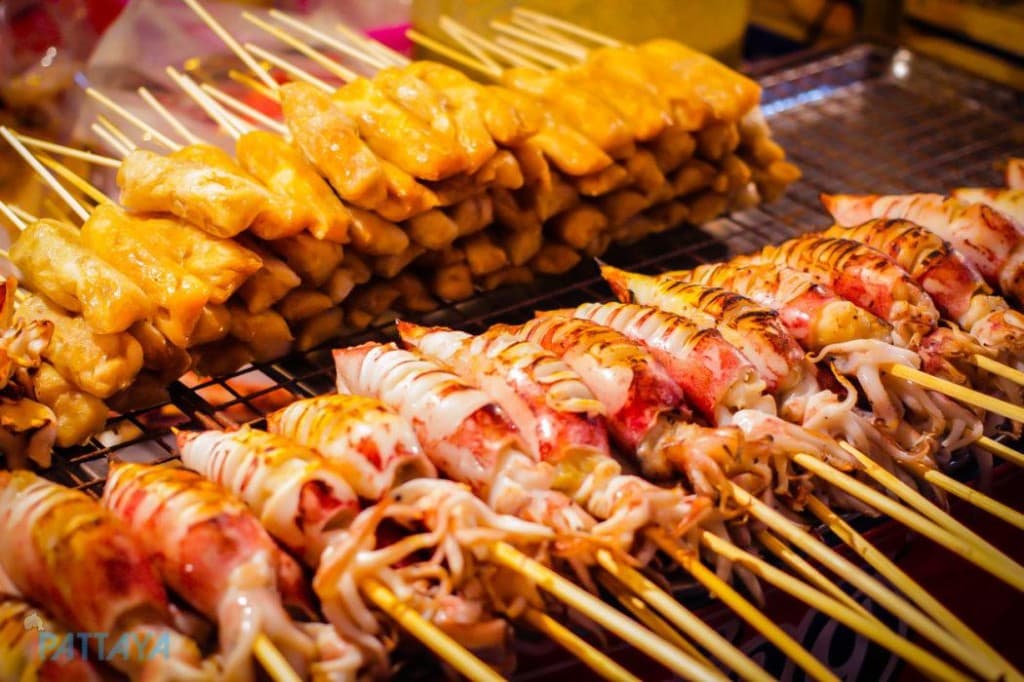 Lan Pho Naklua Market
