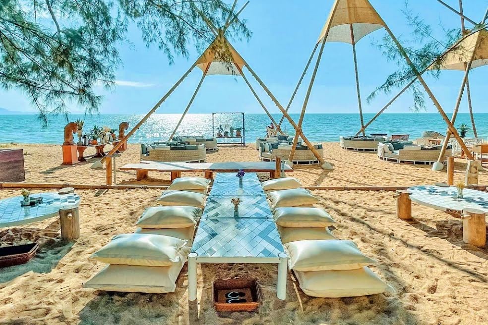 Cave Beach Club